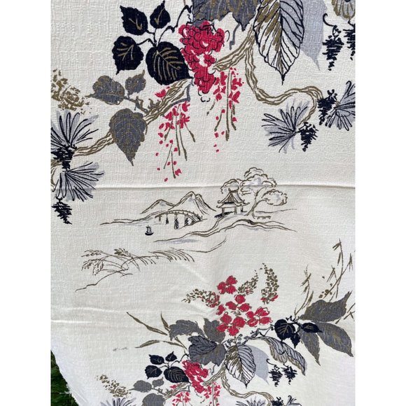 Vintage 1940s Salvaged Barkcloth Curtain Fabric Panels Floral Pagoda Houses - Picture 4 of 16